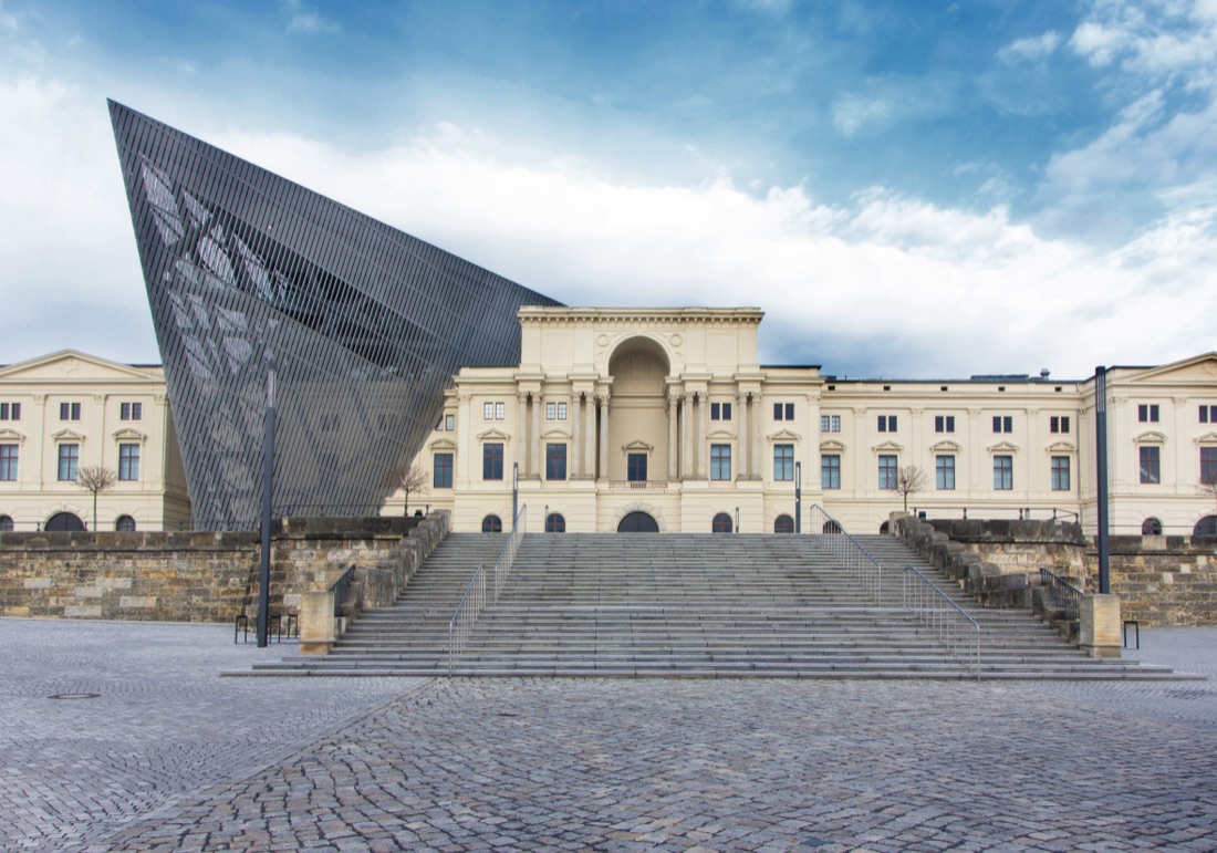 Das Militärhistorische Museum Dresden mit dem Libeskind-Keil